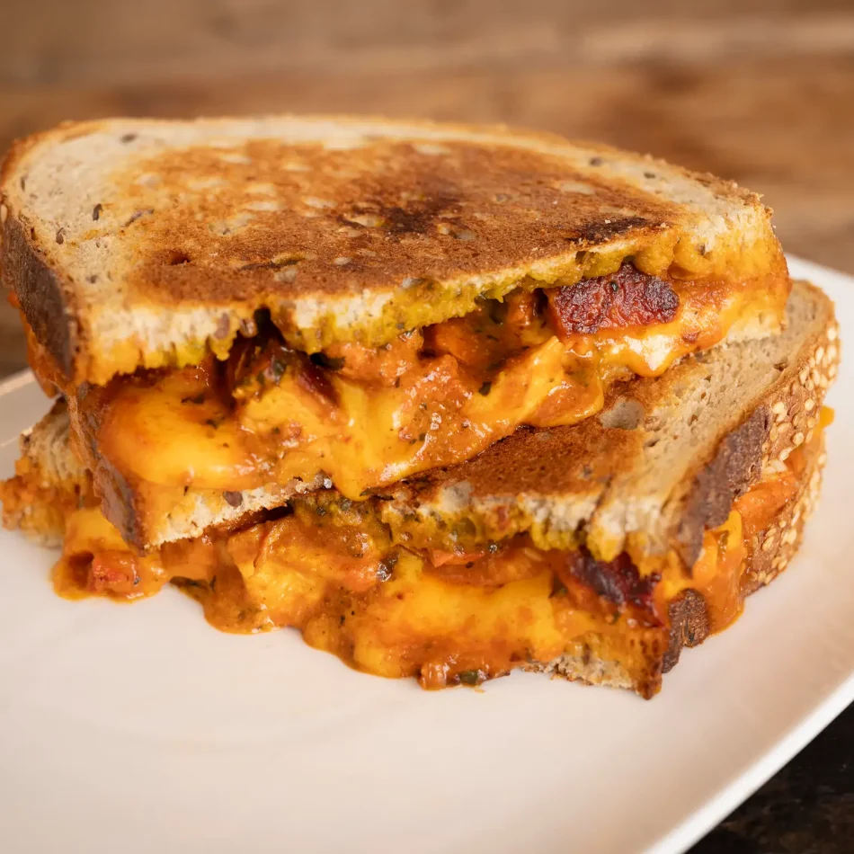 ChacheesChaiCafe_ButterChickenPanini_2880x2304